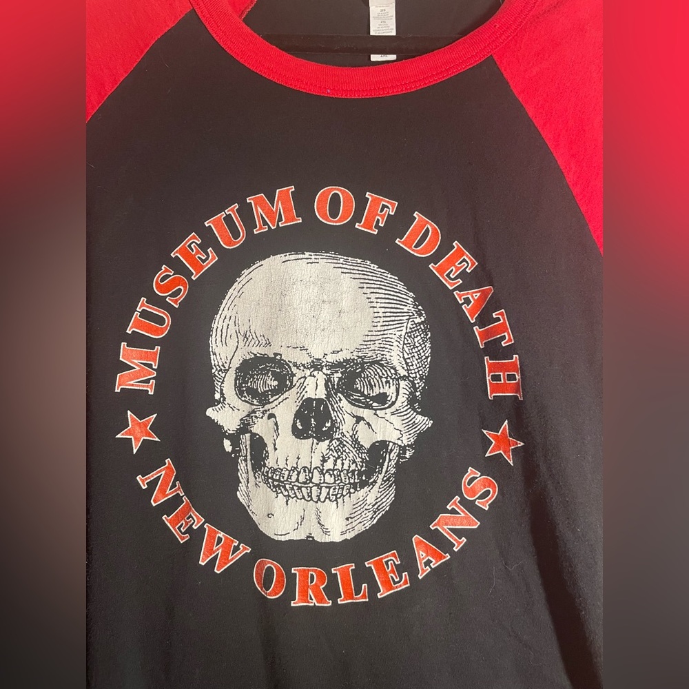 Museum of Death New Orleans raglan T-shirt